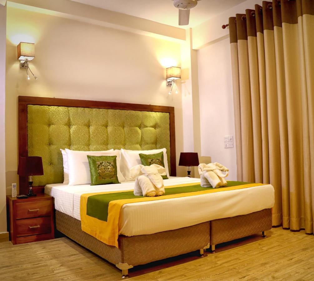 Vendol Maliga Edge Hotel Kandy Exterior foto